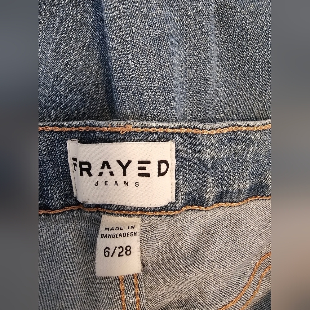 FRAYED JEANS High Rise Straight Jeans - Picture 6 of 7